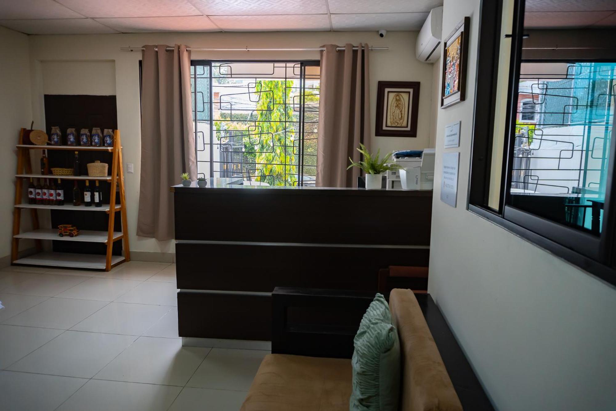 Hotel La Capilla - Suites & Apartments San Benito San Salvador Exteriör bild